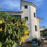 Hena Hotel