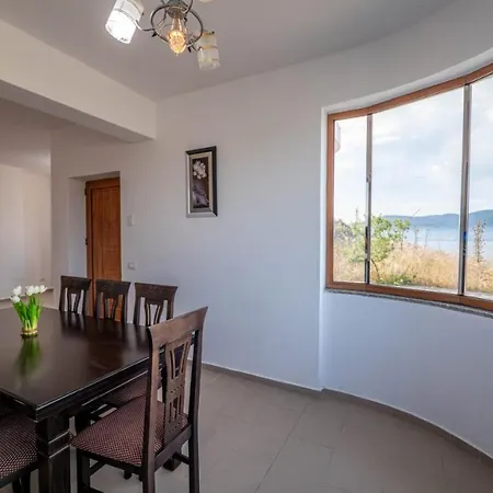 Hotel Hena 3*