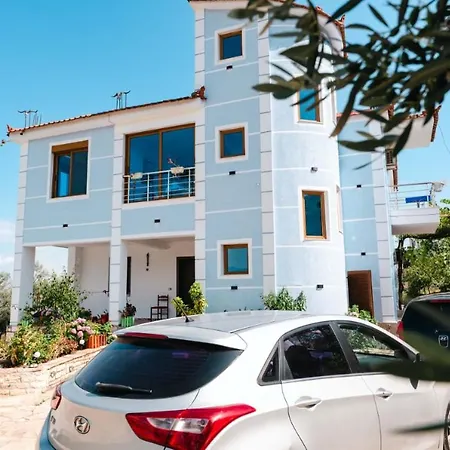 Hena 3* Saranda