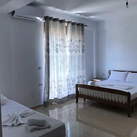 Hena Hotel